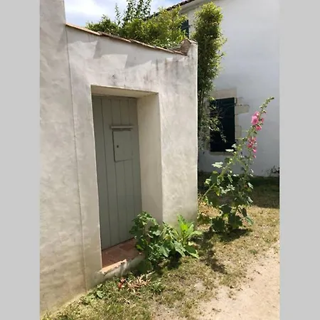 Jolie Maison De Village Au Coeur De