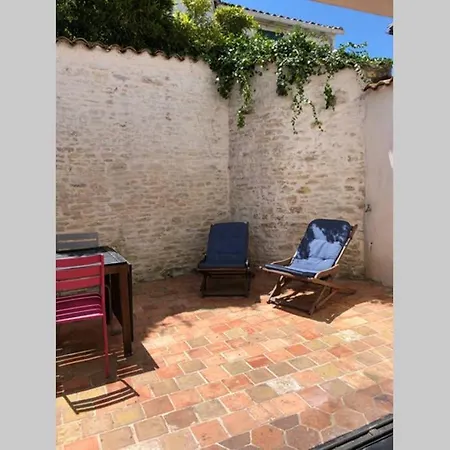 Jolie Maison De Village Au Coeur De * La Couarde-sur-Mer